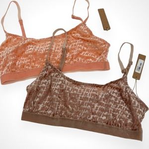 SKIMS‎ Bundle Wireless Velvet Logo Scoop Bra - Color Chai + Peach - XXS NWT